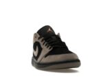 IB7109 005 01.jpg